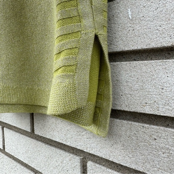 Chico’s Citron Green Shimmer Linen Blend Pullover Sweater Top L Metallic - Picture 2 of 11